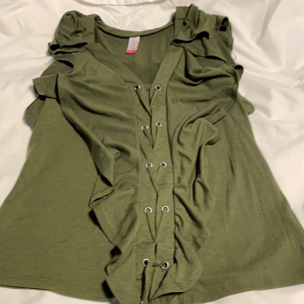 Green tank dressy